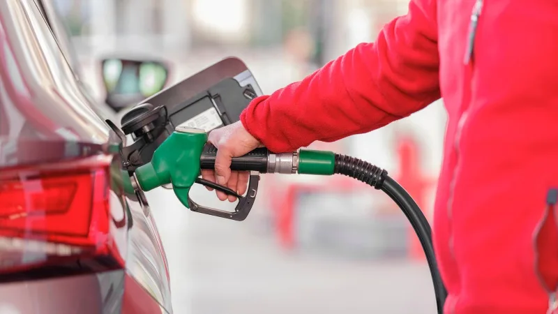 Carburants : l’Allemagne va baisser les taxes de 17 centimes par litre à partir du 1er octobre